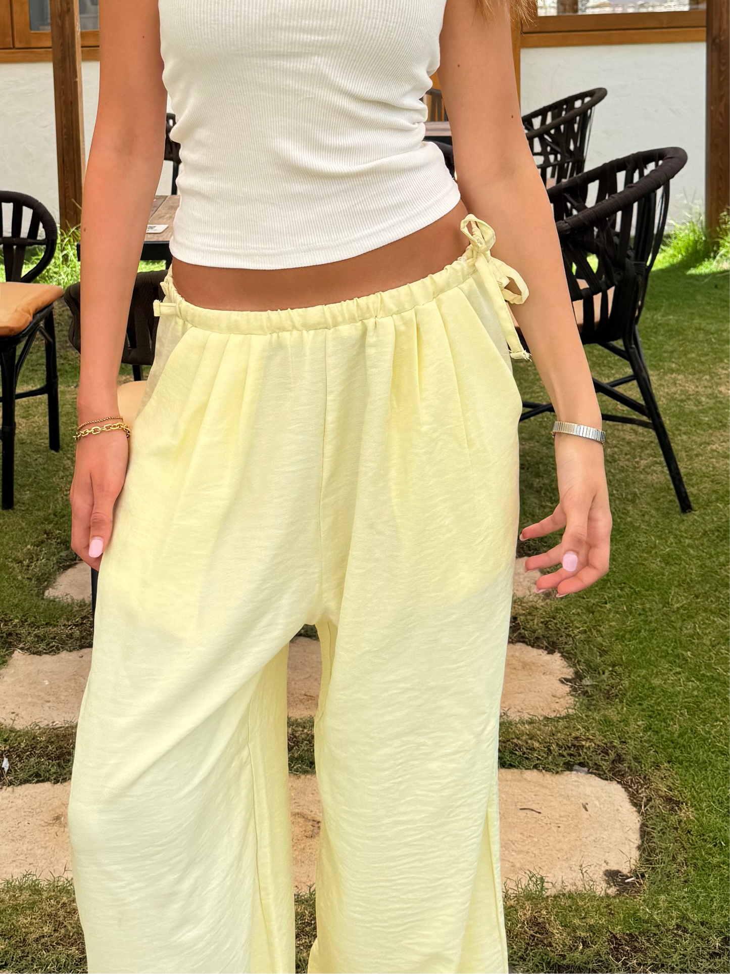 YELLOW BOWED PANTS